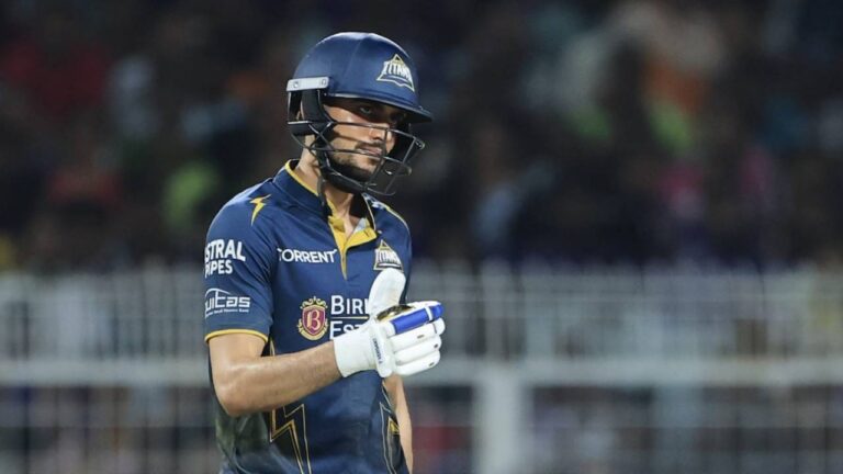 Gujarat Titans Face Reality Check: Is 220 the Ceiling for GT? 2 417102.6