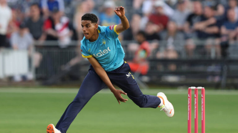 Jansen and de Lange Power Gloucestershire to Stunning Victory over Warwickshire