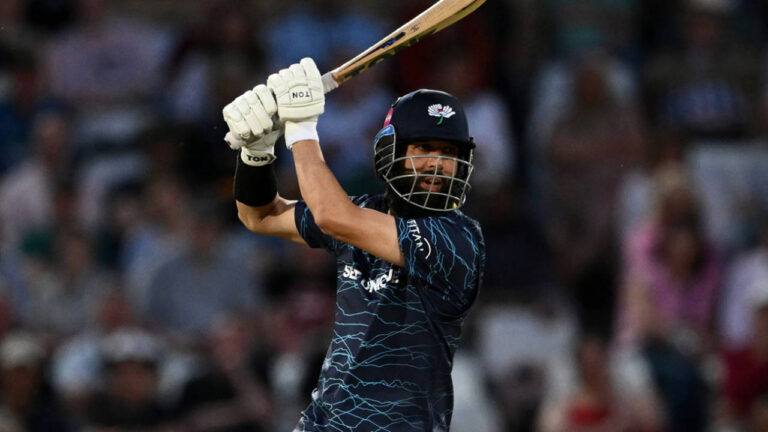 Hasan, Tye fireworks deny Derbyshire as Yorkshire go two from two - Hasan Ali and Andrew Tye Pull Off Stunning Vitality Blast Heist for Yorkshire 3 417464.6