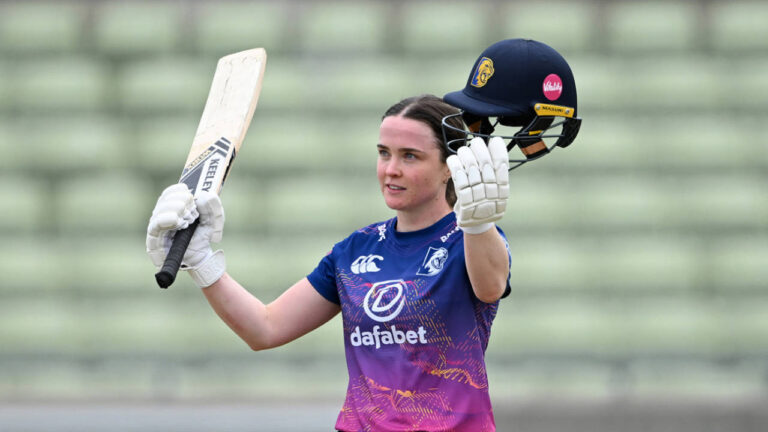Villiers, Johnson star for Durham as Essex fall short in One-Day Cup 2 416654.6
