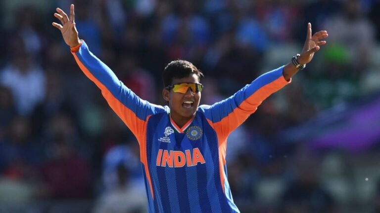 Mandhana, Deepti, Richa star as India breeze past Pakistan